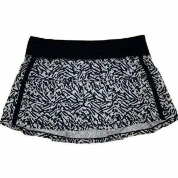 Lululemon Pace Rival Skirt Black and White Brushed Animal, Size 4 - Picture 1 of 4